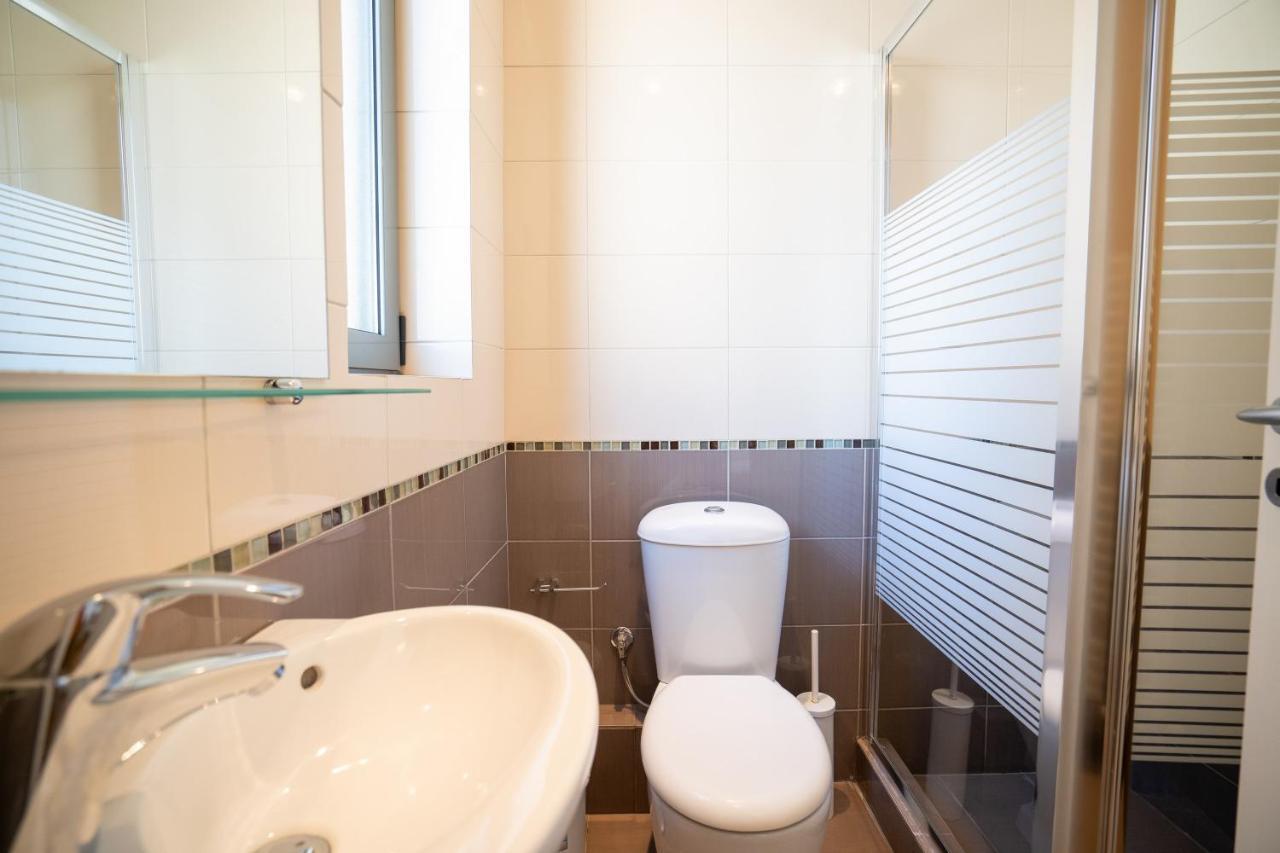 Koukaki Apartment 3 Bedrooms 6 Pers. เอเธนส์ ภายนอก รูปภาพ
